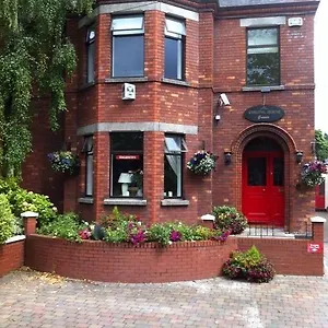 3* Affittacamere Ashling House Serviced